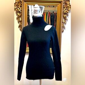 Black cashmere sweater, EUC